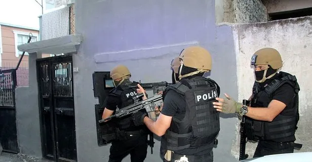 Adana’da PKK operasyonu! DBP il binasında gençlere PKK eğitimi