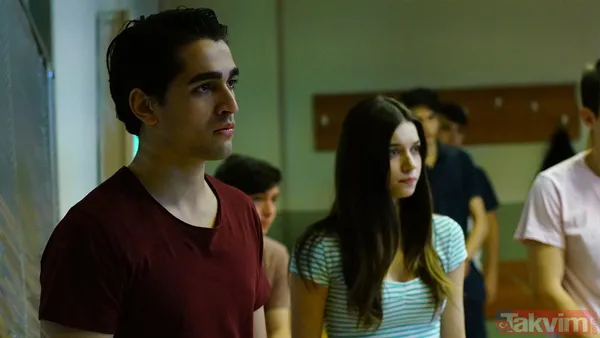 Mert Yazıcıoğlu’na ihanet sorusu! 4 yıl aşk yaşamışlardı! Gözler Yalı Çapkını yıldızları Mert Ramazan Demir ile Afra Saraçoğlu’na çevrildi - 25