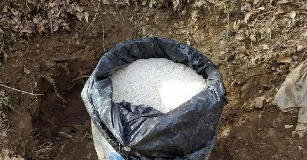 SON DAKİKA: Teröre bir darbe daha: Bitlis’te 100 kilo amonyum nitrat ele geçirildi