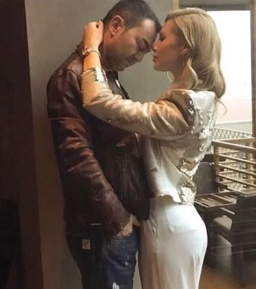Serdar Ortaç'ın eşi Chloe Loughnan'a Süreyya Yalçın sahip çıktı-1