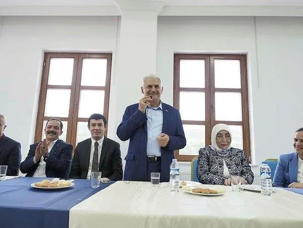 AK Parti İBB Başkan Adayı Binali Yıldırım: Bir tek İstanbul kaldı, İstanbul'da sizi bekliyorum-1