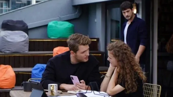 Menajerimi Ara'da akıllara zarar ayrılık! Herkes Menajerimi Ara'yı onun için izlerken o diziye böyle veda etti-7