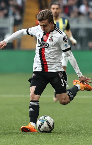SON DAKİKA! Beşiktaş ayrılığı resmen duyurdu! Rıdvan Yılmaz Glasgow Rangers'ta