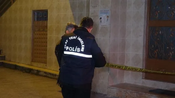 Son dakika: Bursa'da hırsızlık amacıyla girdiği öne sürülen camide imamı bıçaklayan şüpheli yakalandı-6