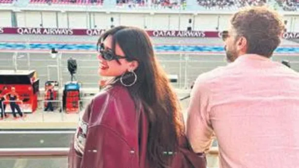 Sibil Çetinkaya ve Şükrü Özyıldız çifti MotoGP izlemek için Katar'a gitti