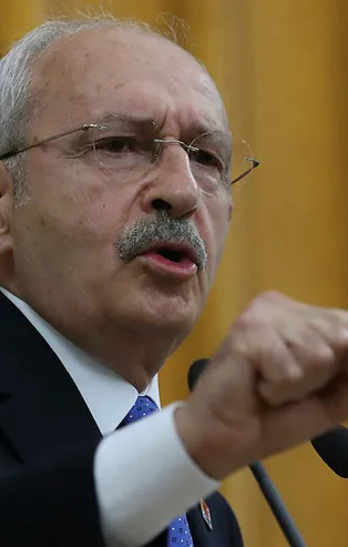 Seçimlerde HDP'den istediğini alamayan CHP Genel Başkanı Kemal Kılıçdaroğlu bu sefer de FETÖ'cü vatan hainlerine oynuyor!