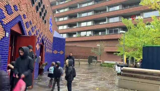 İslam düşmanlığı bunu da yaptırdı! Amsterdam’da hoparlörden okunması beklenen ilk ezan sabote edildi