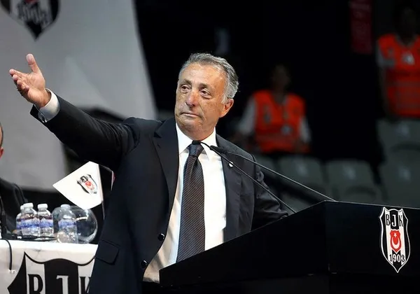 besiktas-baskani-ahmet-nur-cebiden-olay-aciklamalar-bedeli-agir-olur-1663341704646.jpeg Beşiktaş başkanı Ahmet Nur Çebi'den olay açıklamalar! "Bedeli ağır olur"-4