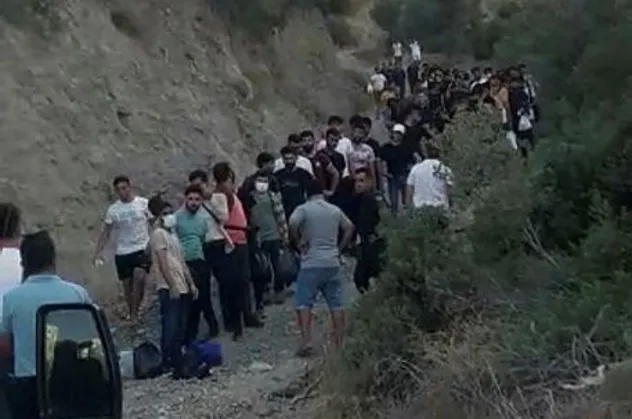 Muğla Datça'da 72 kaçak göçmen yakalandı