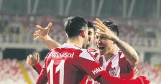 Sivasspor kupada avantajı kaptı