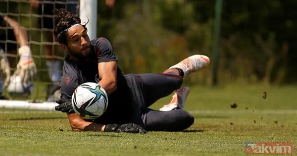 Trabzonspor - Gaziantep FK maçında ilginç olay! Arda Akbulut kaleye geçince Muhammet Taha Tepe maça motosikletle yetişti - 3