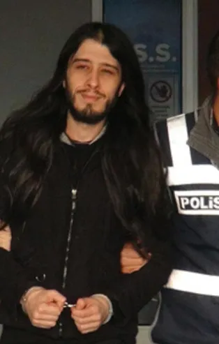 Son dakika: DHKP-C provokasyonu yapan Taylan Kulaçoğlu'nun evinde ruhsatsız silah ele geçirildi