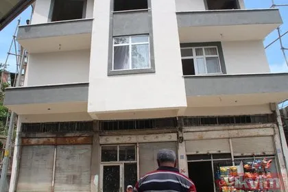 Rize’de modern Türk mimarisinin fıkra gibi örneği: Balkon var kapı yok