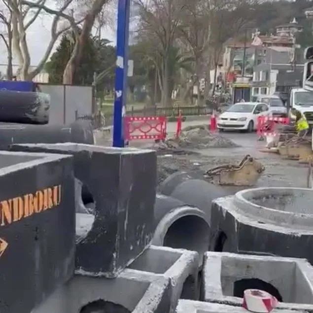 3 senedir boru döşüyorlar hala bitmedi