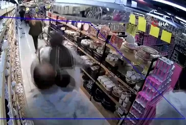 Avcılar'da züccaciye dükkanındaki panik anları kamerada