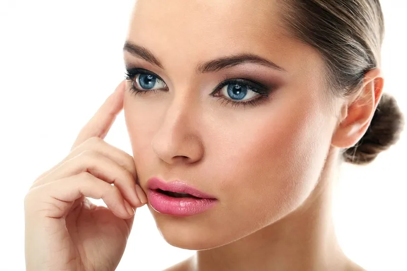 ebru-sallidan-guzellik-maskesi-3-malzemeyle-goz-alti-morluklari-silinecek-1725956371428.jpg Ebru Şallı'dan güzellik maskesi! 3 malzemeyle göz altı morlukları silinecek-6