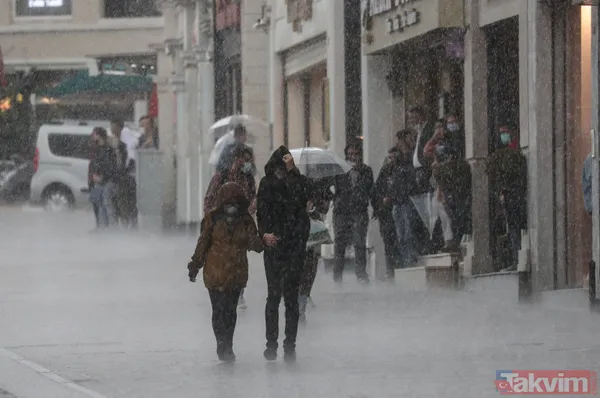 SON DAKİKA: İstanbul'da yağmur aniden bastırdı! İstiklal Caddesi'nde vatandaşlar hazırlıksız yakalandı - 2