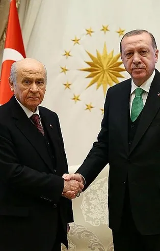 Son dakika: Başkan Erdoğan ile MHP Genel Başkanı Bahçeli arasında sürpriz görüşme! Masada Anayasa çalışmaları var