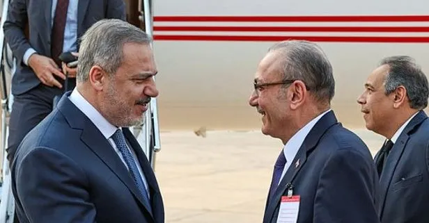 Türkiye barış için devrede! Dışişleri Bakanı Hakan Fidan Mısır’ın başkenti Kahire’ye ulaştı