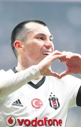 İhraç gerekçesi ayak değil el