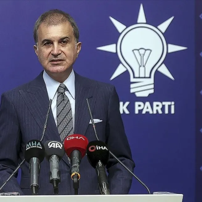 SON DAKİKA: AK Partiden Sedef Kabaşın hakaretlerine destek verenlere sert tepki: Nefret söylemi gücünü söyleyenden çok destekleyenlerden alır