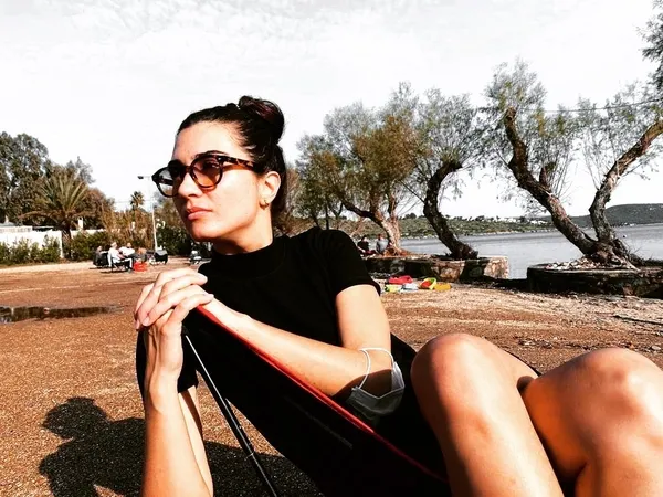 sefirin-kizinin-mavisi-tuba-buyukustunun-paylasimi-olay-oldu-final-yapan-diziye-bakin-nasil-veda-etti-1620765458401.jpg Sefirin Kızı’nın Mavi’si Tuba Büyüküstün’ün paylaşımı olay oldu! Final yapan diziye bakın nasıl veda etti…-7