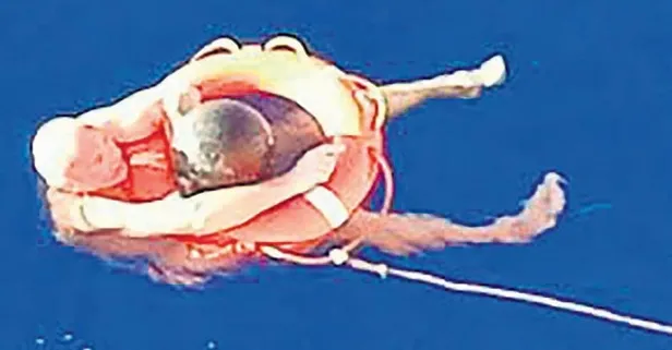 Film değil gerçek: Okyanus'ta 14 saat ölümü ensesinde hissetti