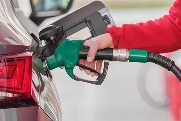 Petroldeki düşüş pompaya yansıdı: Benzinde yeni fiyat listesi