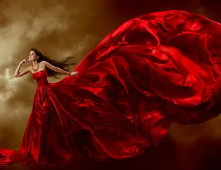 Rüyada kırmızı görmek ne anlama gelir? Rüyada kırmızı görmek neye işarettir? Rüyada kırmızı kıyafet görmenin anlamı ve yorumu nedir?