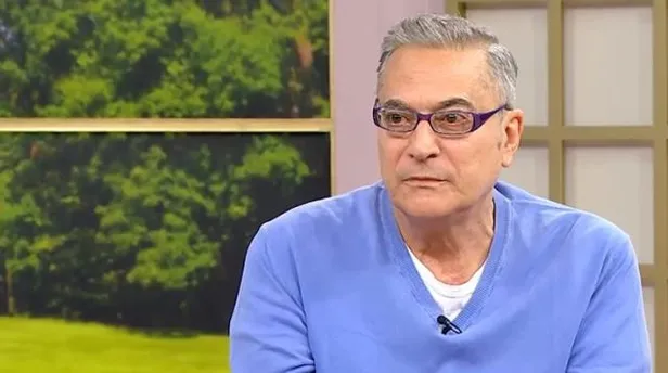 ece-ronay-kimdir-kac-yasinda-nereli-instagram-hesabi-ne-klibinde-oynattigi-mehmet-ali-erbilin-mesajlarini-boyle-ifsaladi-1633424821195.jpg Ece Ronay kimdir? Kaç yaşında? Nereli? İnstagram hesabı ne? Sevgilisi kim? Mehmet Ali Erbil ifşa taciz mesajı oku! 'Bu gece yanında...'-4