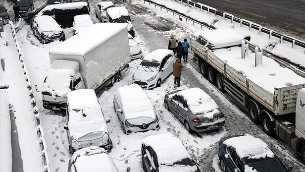 SON DAKİKA HAVA DURUMU | İstanbul'da akşam saatlerine dikkat! Meteoroloji ve AFAD'dan peş peşe yoğun kar yağışı uyarısı-3