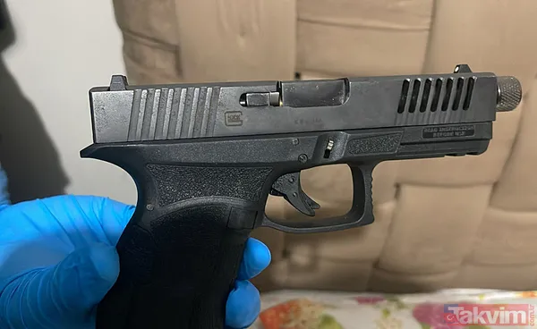 Eyüpsultan'da korkunç cinayet! 17 yaşındaki genç ailesini katletti! Nedeni ortaya çıktı - 6