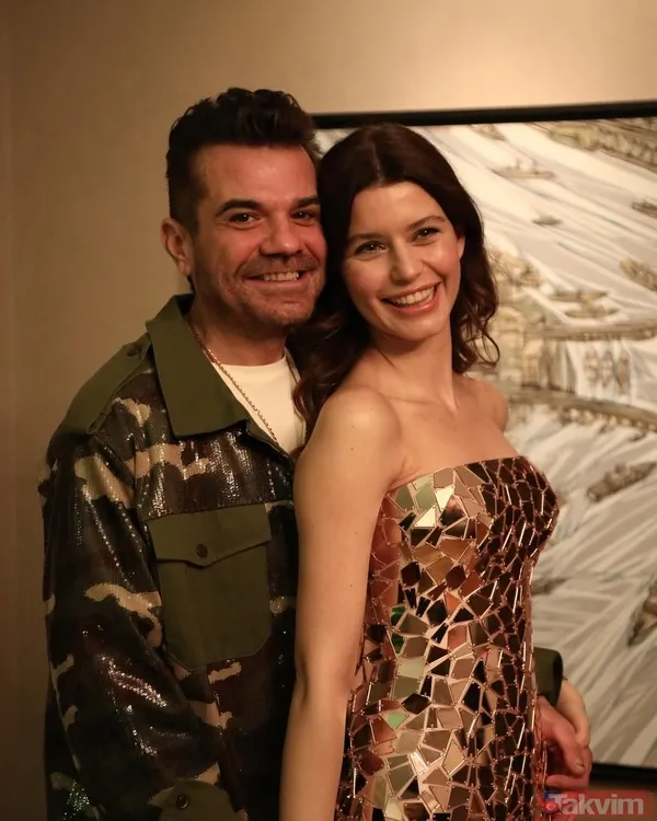 Kenan Doğulu eşi Beren Saat ile tanışma hikayesini anlattı! “4-5 kere evlenme teklifi ettim” - 5