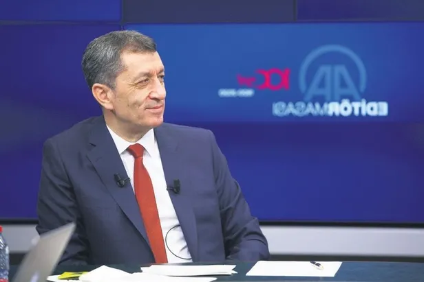 Devlet Coronavirüs'e (Covid-19) savaş açtı, bazıları salgını görmezden geldi! Sahillere akın ettiler...-50