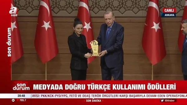 son-dakika-baskan-recep-tayyip-erdogandan-onemli-aciklamalar-1643306412059.jpeg Son dakika: Başkan Recep Tayyip Erdoğan'dan Medyada Doğru Türkçe Kullanımı Ödül Töreni'nde önemli açıklamalar-6