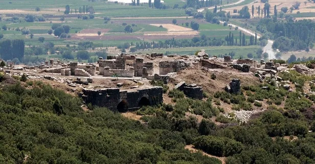 Son dakika: Burdur Kibyra'da ilk defa bazilikal planlı kilise bulundu-2