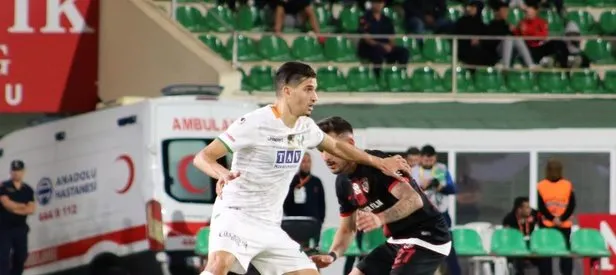 Alanyaspor evinde rahat kazandı