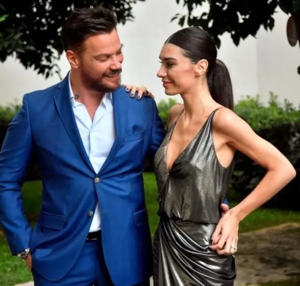 burcu-kiratli-kimdir-kac-yasinda-nereli-sinan-akcil-ile-burcu-kiratli-ikinci-kez-mi-evlenecek-sinan-akcil-ile-aralarindaki-yas-farki-kac-1611061483637.jpg Burcu Kıratlı kimdir, kaç yaşında, nereli? Sinan Akçıl ile Burcu Kıratlı ikinci kez mi evlenecek? Sinan Akçıl ile aralarındaki yaş farkı kaç?-2