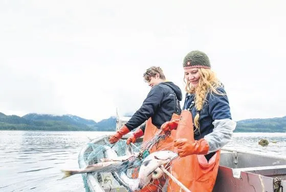 Kadın balıkçıya destek