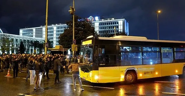 Özel halk otobüsü sahiplerinden İBB önünde eylem: 5 milyara yakın alacağımızı istiyoruz