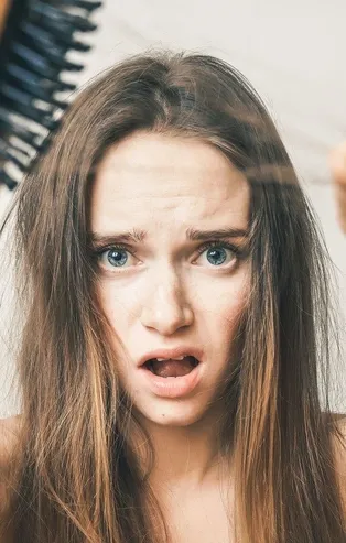 Menopoz saç döküyor