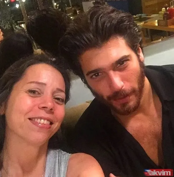 Burcu Özberk annesinin gençliğinin kopyası genetik kodlar iş başında! Burcu Özberk'in annesini görenler Burcu'yu unuttu - 23