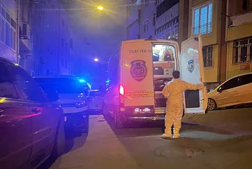 Beyoğlu’nda facia: Evde tartıştığı oğlunu öldürüp intihar etti | Altından uyuşturucu çıktı