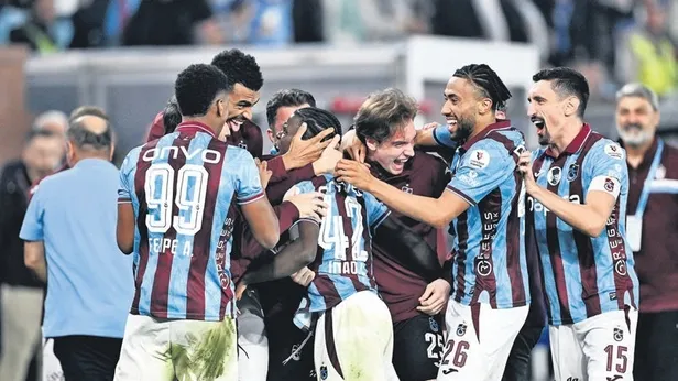 Trabzonspor zirvede kalmak için Alanyaspor karşısında sahaya çıkıyor