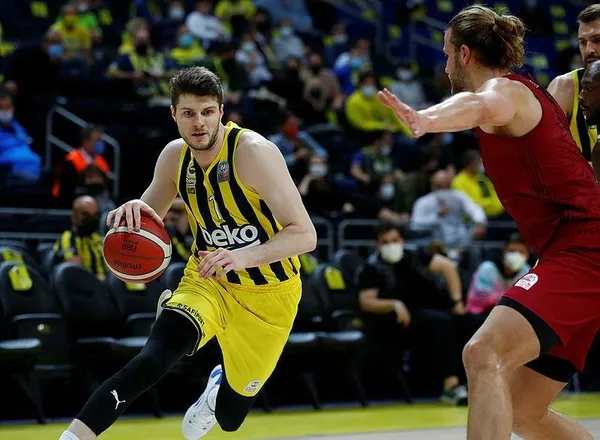 Antwerp’in hocası Priske, Fenerbahçe maçı öncesi konuştu (Yurttan ve dünyadan spor gündemi)-4