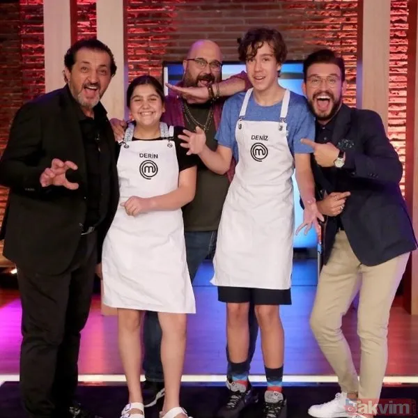 Müge Anlı'ya çıkacağını belirten Songül Karlı'nın bikinili paylaşımına oğlundan tepki! "Hep bir yerlerin konuşuluyor anne!" - 8