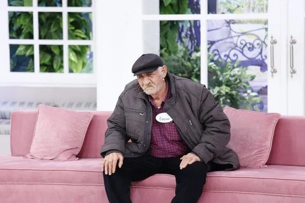 Esra Erol’da Türkiye’yi gözyaşlarına boğan kavuşma! 24 Ocak Esra Erol'da neler yaşandı?-3