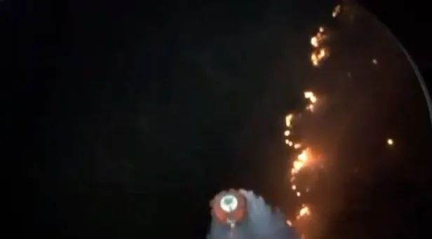 yanginlarla-kesintisiz-mucadele-helikopterler-gece-mesaisinde-1628386358651.jpeg Yangınlarla kesintisiz mücadele! Helikopterler gece mesaisinde...-3