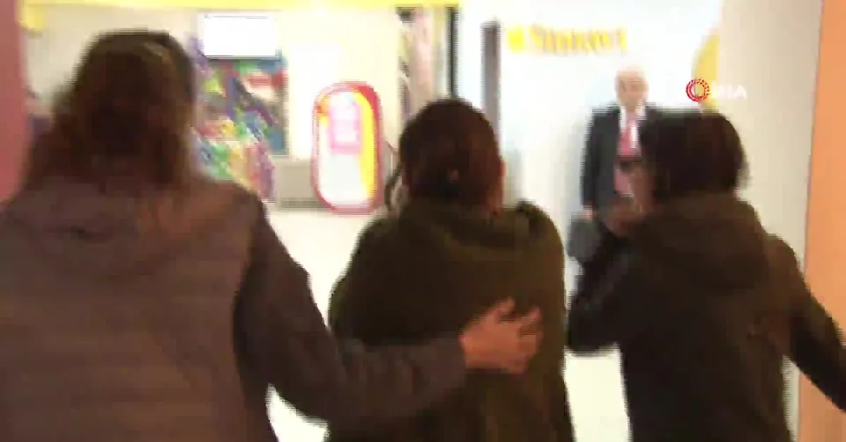 Sezen Aksu oyunu kullanamadı!