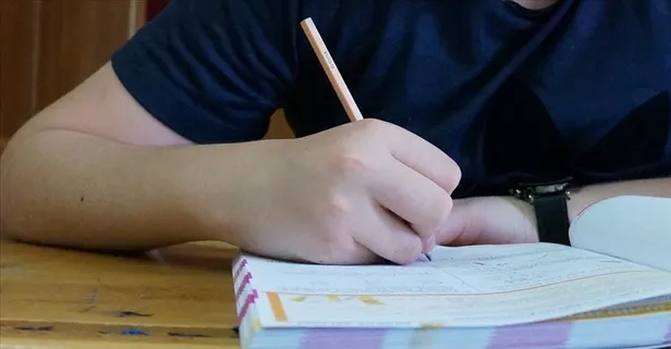 MEB'den 81 ile yeni genelge: İlkokullarda sınav saati kalktı